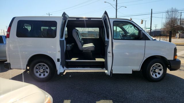 2011 Chevrolet Express 1500 Cargo - Image 27