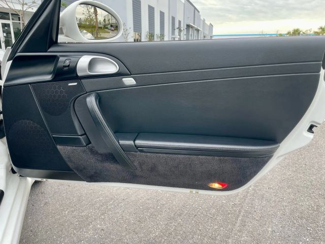 2009 Porsche 911 - Image 95