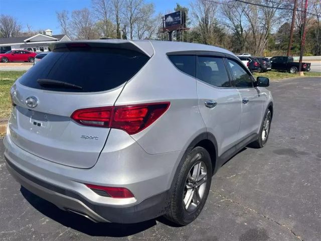 2017 Hyundai Santa Fe Sport - Image 6