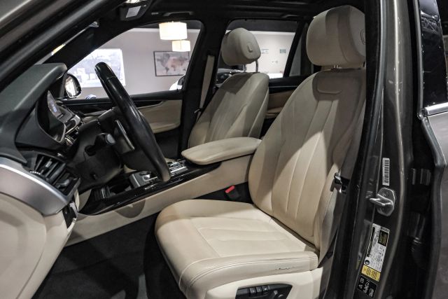 2018 Bmw X5 Xdrive35i Sport Utility 4d - Image 3