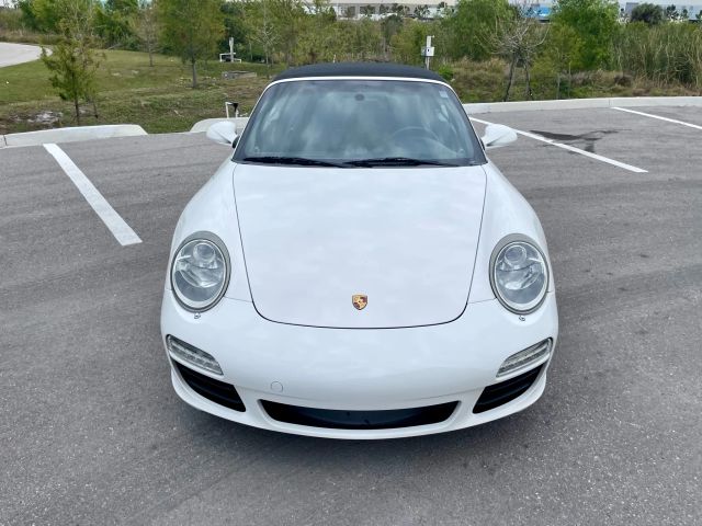 2009 Porsche 911 - Image 35