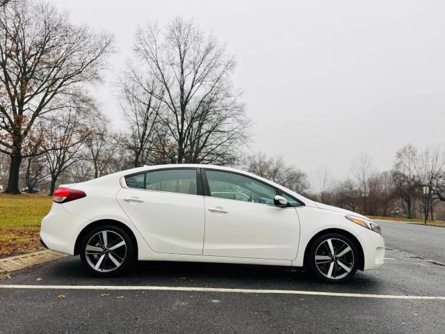 2017 Kia Forte Ex Sedan 4d - Image 6