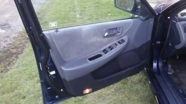 2001 Honda Accord - Image 19