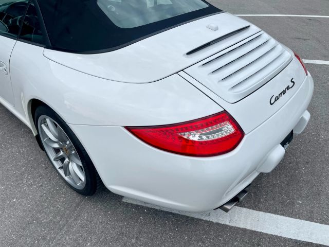 2009 Porsche 911 - Image 44
