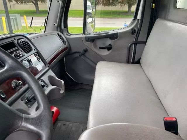 2019 Freightliner M2 - Image 36