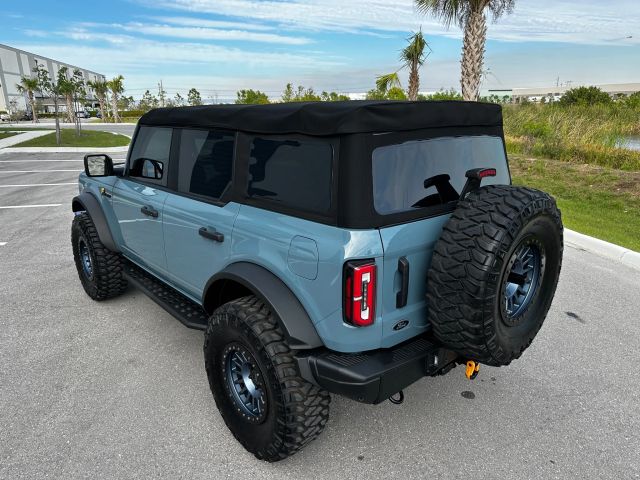 2022 Ford Bronco - Image 6