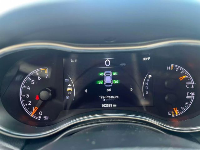 2015 Jeep Grand Cherokee Altitude Sport Utility 4d - Image 32