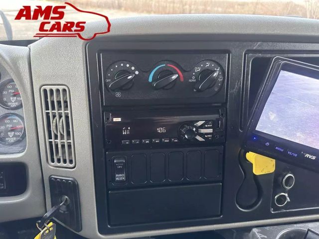 2016 International 4300 - Image 15