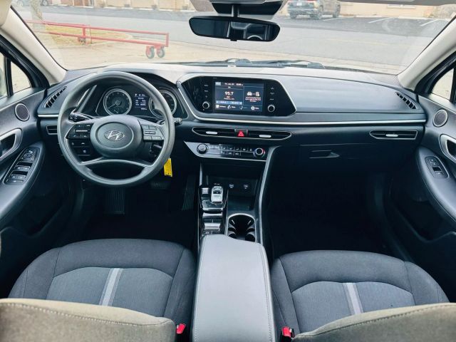 2021 Hyundai Sonata - Image 20