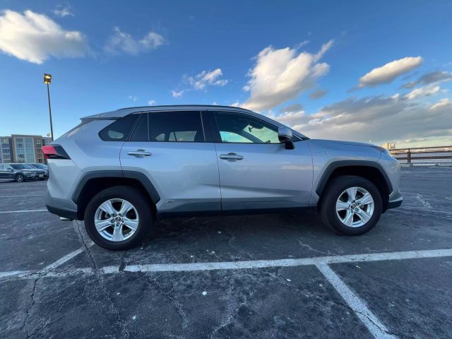 2019 Toyota Rav4 Hybrid Le Sport Utility 4d - Image 9