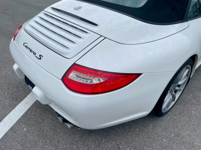 2009 Porsche 911 - Image 50