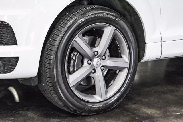 2015 Audi Q7 3.0t S Line Prestige Sport Utility 4d - Image 55