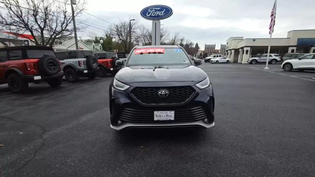 2021 Toyota Highlander Xse Sport Utility 4d - Image 1