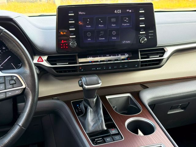 2022 Toyota Sienna - Image 23