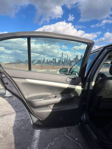 2007 Infiniti G35x Sedan 4d - Image 37