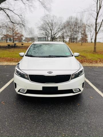 2017 Kia Forte Ex Sedan 4d - Image 3