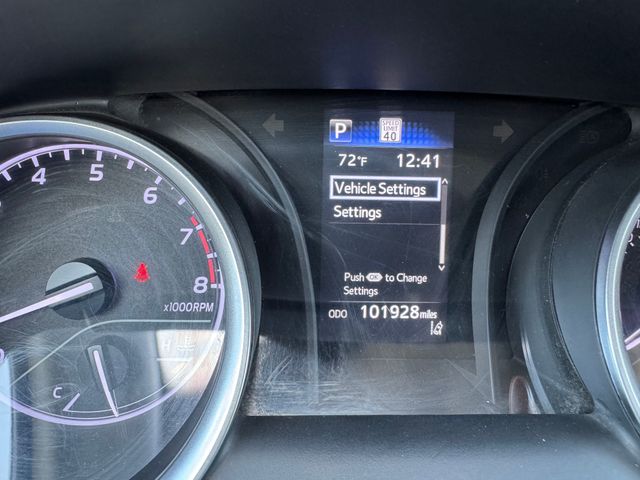 2021 Toyota Camry - Image 21