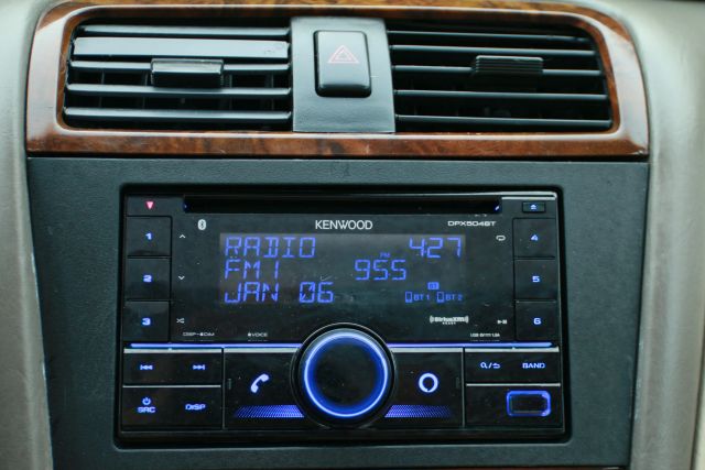 2004 Toyota Avalon - Image 26