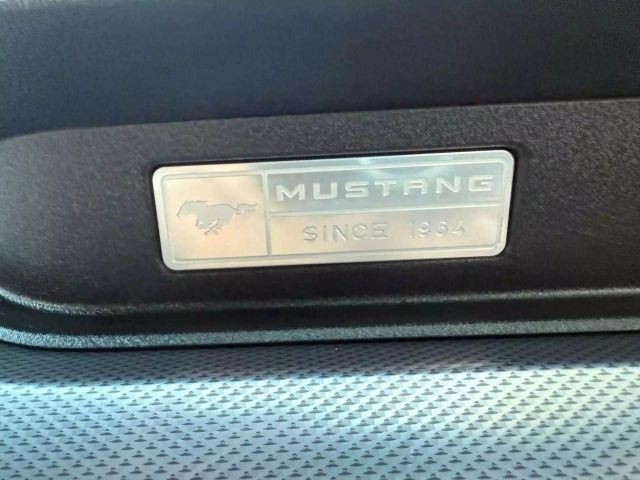 2017 Ford Mustang - Image 32