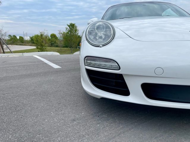 2009 Porsche 911 - Image 38