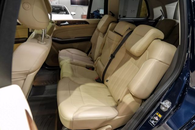 2019 Mercedes-benz Gls Gls 450 4matic Sport Utility 4d - Image 34