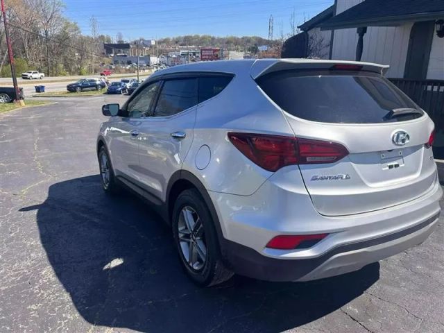 2017 Hyundai Santa Fe Sport - Image 8