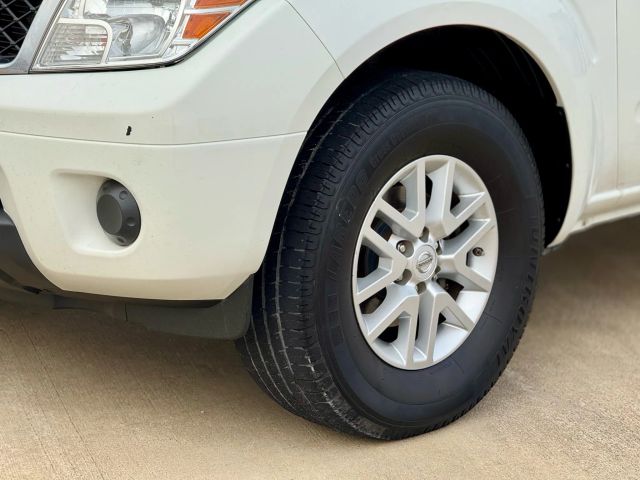 2019 Nissan Frontier Crew Cab - Image 16