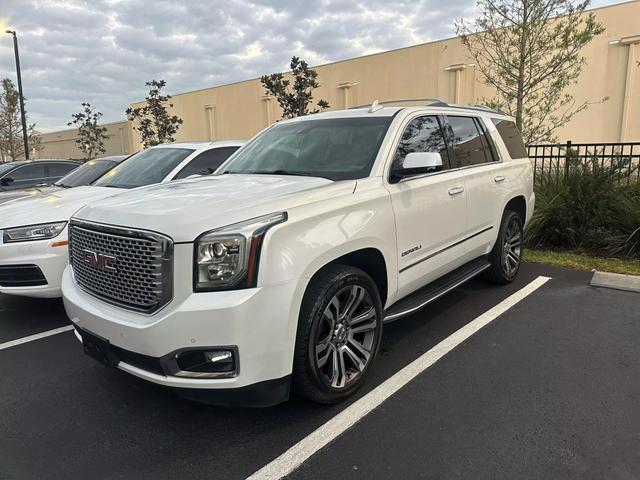 GMC Yukon's photo