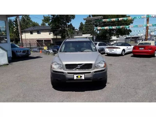 2004 Volvo Xc90 - Image 2