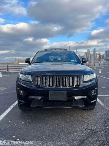 2015 Jeep Grand Cherokee Altitude Sport Utility 4d - Image 3