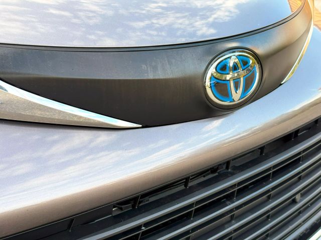 2022 Toyota Sienna - Image 8