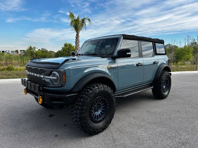2022 Ford Bronco - Image 2
