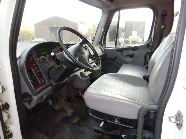 2019 Freightliner M2 - Image 31