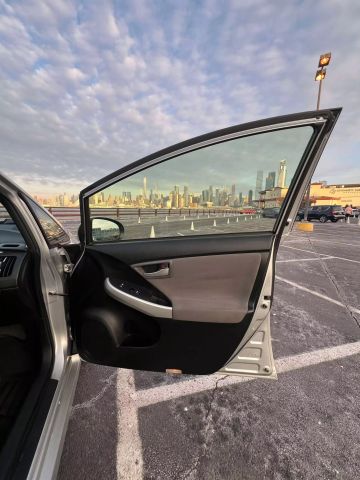 2014 Toyota Prius Two Hatchback 4d - Image 38