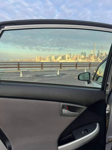 2014 Toyota Prius Two Hatchback 4d - Image 39