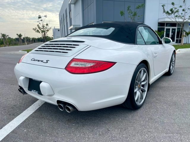 2009 Porsche 911 - Image 10