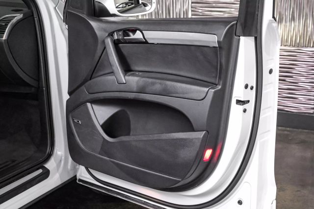 2015 Audi Q7 3.0t S Line Prestige Sport Utility 4d - Image 42