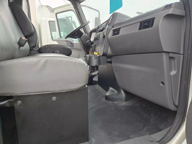 2020 International Mv607 - Image 28
