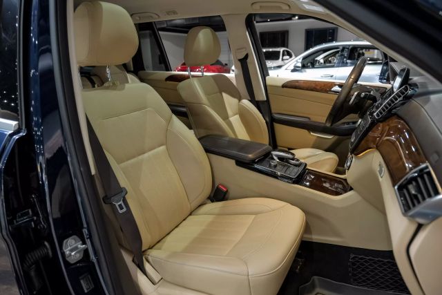 2019 Mercedes-benz Gls Gls 450 4matic Sport Utility 4d - Image 29