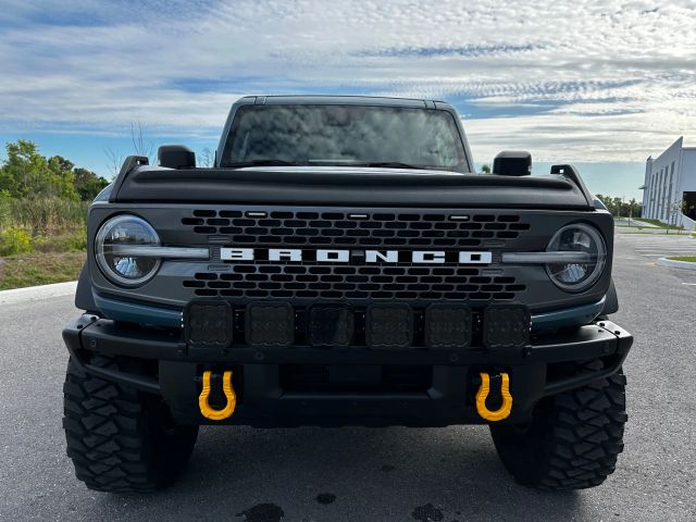 2022 Ford Bronco - Image 17