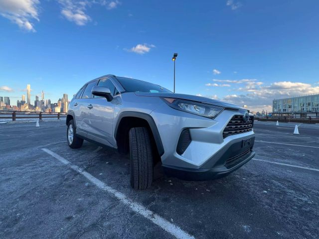 2019 Toyota Rav4 Hybrid Le Sport Utility 4d - Image 2