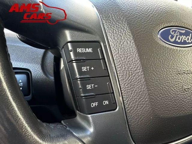 2010 Ford Taurus - Image 22
