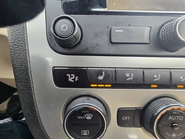 2016 Volkswagen Eos - Image 29