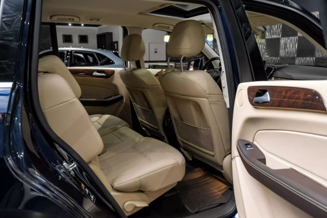2019 Mercedes-benz Gls Gls 450 4matic Sport Utility 4d - Image 31