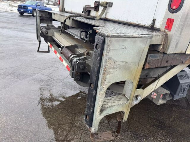 2019 Freightliner M2 - Image 14