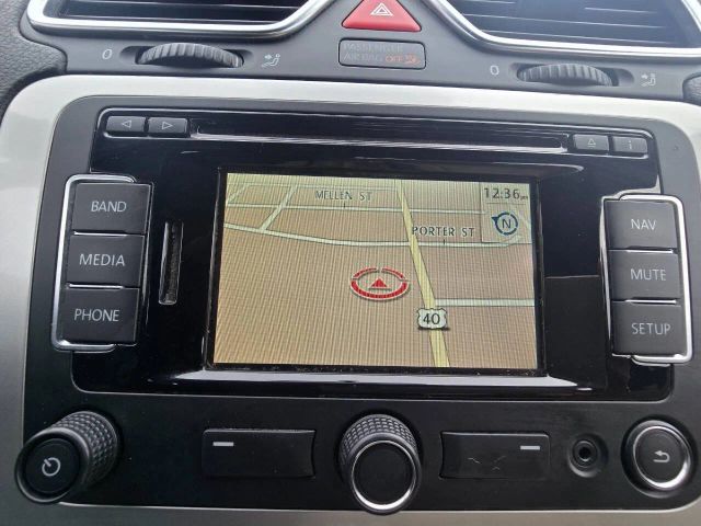 2016 Volkswagen Eos - Image 28