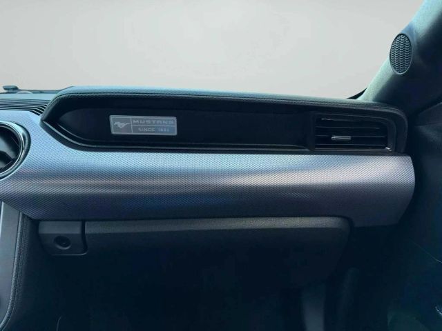 2017 Ford Mustang - Image 29