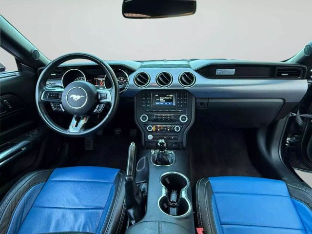 2017 Ford Mustang - Image 18