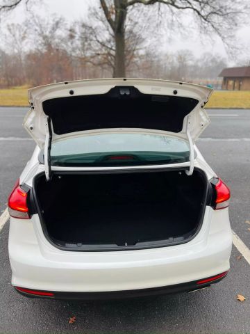2017 Kia Forte Ex Sedan 4d - Image 11