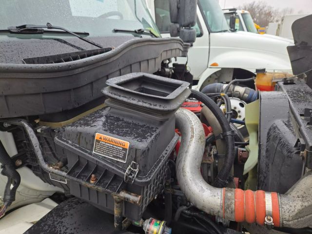 2020 International Mv607 - Image 20